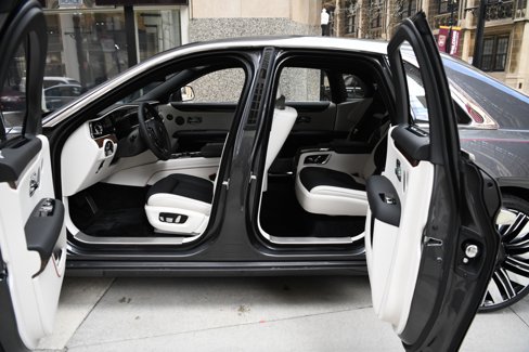 Certified 2025 Rolls-Royce Ghost image 8