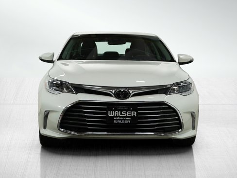Used 2017 Toyota Avalon XLE Premium image 8