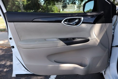 Used 2016 Nissan Sentra SV image 23