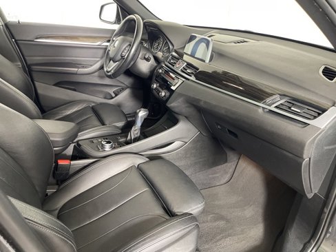 Used 2018 BMW X1 xDrive28i image 12