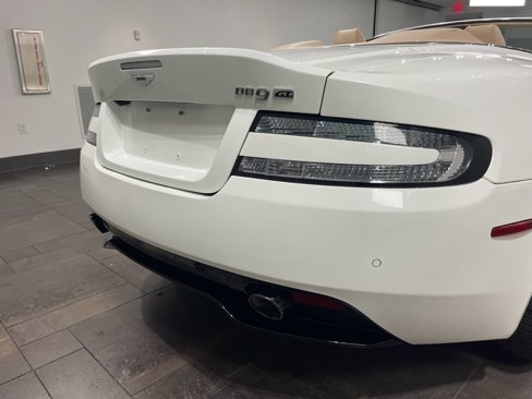 Used 2016 Aston Martin DB9 GT image 8