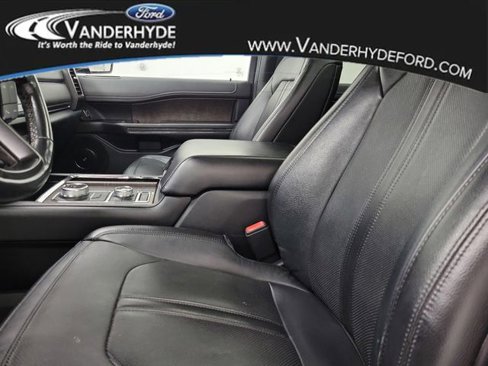 Used 2020 Ford Expedition Max Limited image 23