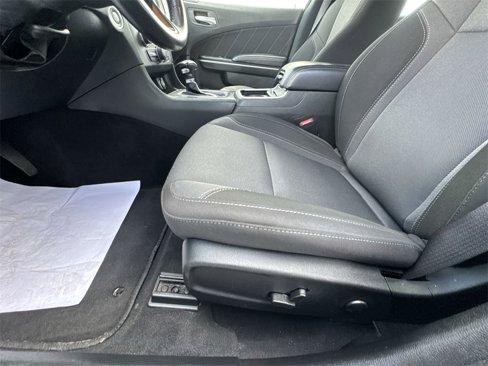 Used 2022 Dodge Charger SXT image 12