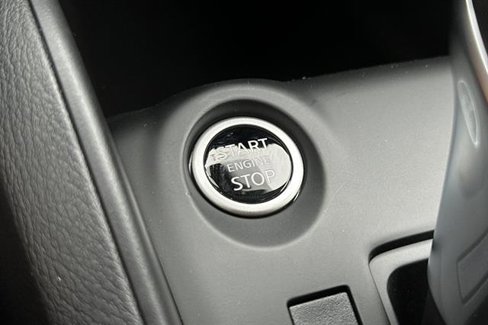 New 2025 Nissan Kicks Play S image 24
