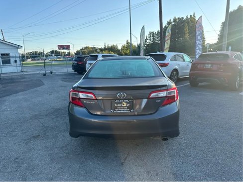 Used 2014 Toyota Camry L image 6