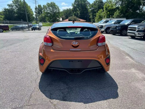 Used 2015 Hyundai Veloster Turbo image 7