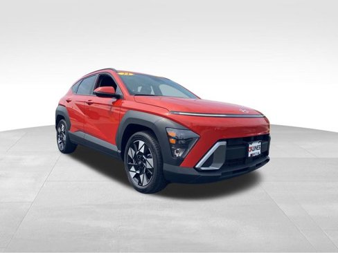 Used 2024 Hyundai Kona SEL image 3