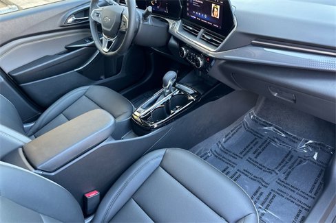 New 2025 Chevrolet Trax ACTIV w/ Sunroof Package image 21