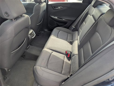 Used 2021 Chevrolet Malibu LT image 14