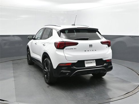 Used 2024 Buick Encore GX Sport Touring image 8