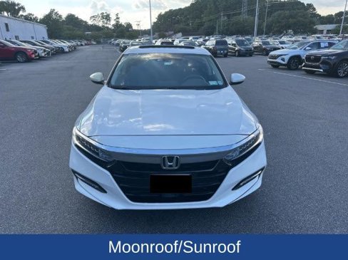 Used 2018 Honda Accord EX image 4