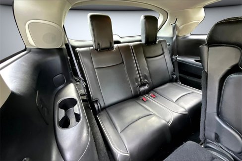 Used 2017 INFINITI QX60 Luxe w/ Deluxe Technology Package image 23