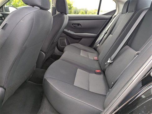 Used 2024 Nissan Sentra SV image 13