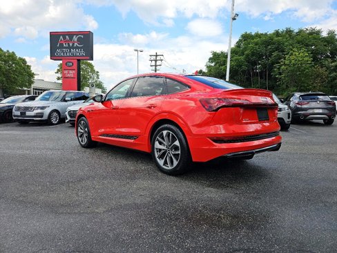 Used 2021 Audi e-tron Premium w/ Black Optic Package image 10