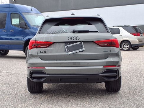 New 2025 Audi Q3 2.0T Premium image 5