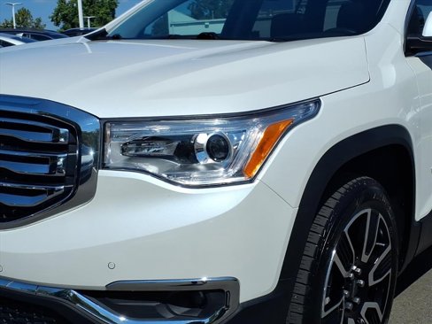 Used 2019 GMC Acadia SLT w/ LPO, Floor Liner Package image 25