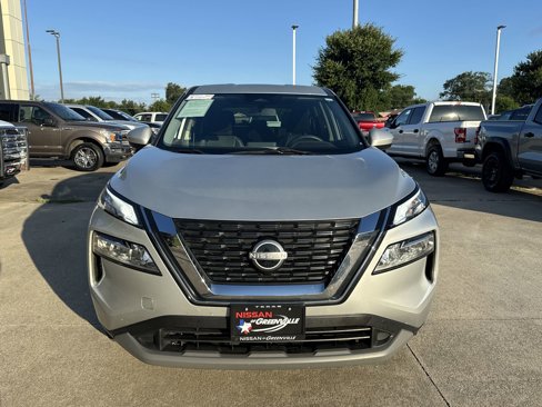 Used 2023 Nissan Rogue SV image 5