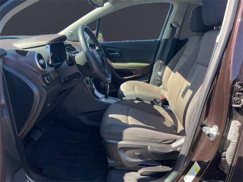 Used 2015 Chevrolet Trax LT image 9