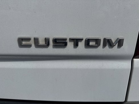 Used 2020 Chevrolet Silverado 1500 Custom w/ Custom Value Package image 9