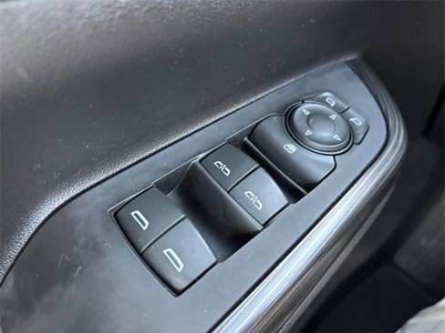 Used 2023 GMC Acadia SLT image 16