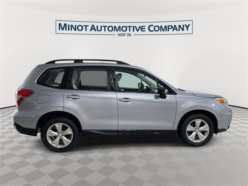 Used 2015 Subaru Forester 2.5i w/ Alloy Wheel Package image 9
