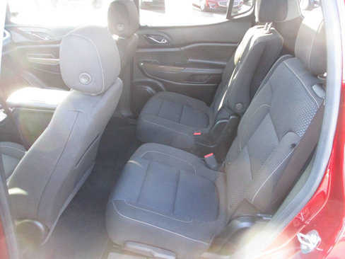 Used 2023 GMC Acadia SLE w/ Driver Convenience Package image 18
