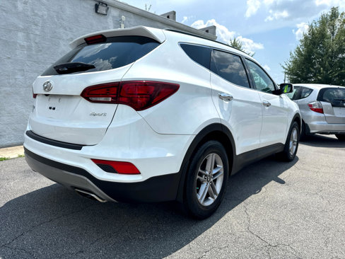 Used 2017 Hyundai Santa Fe Sport image 3