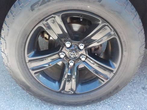 Used 2017 RAM 1500 Sport w/ Copper Sport Package image 19