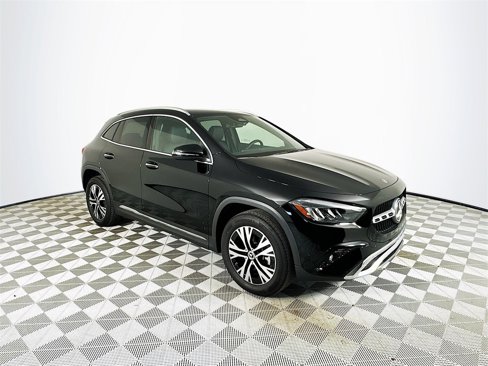 Certified 2025 Mercedes-Benz GLA 250 image 1