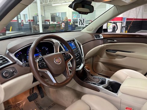 Used 2015 Cadillac SRX Luxury w/ Driver Awareness Package image 22