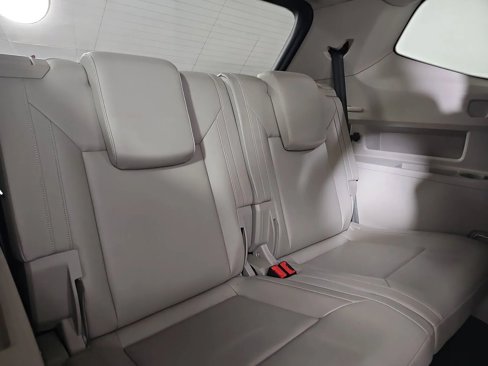 Used 2019 Volkswagen Atlas SE w/ Panoramic Sunroof Package image 11