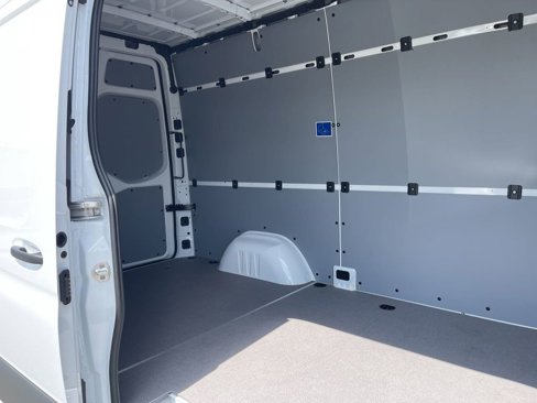 New 2024 Mercedes-Benz Sprinter 2500 image 11