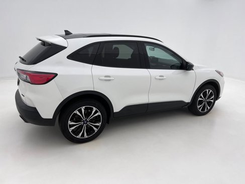 Used 2022 Ford Escape SEL w/ SEL Stealth AWD Package image 10