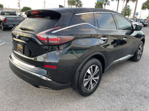 Used 2021 Nissan Murano S image 6