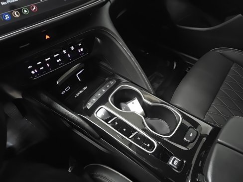 Used 2023 Buick Envision Avenir image 28