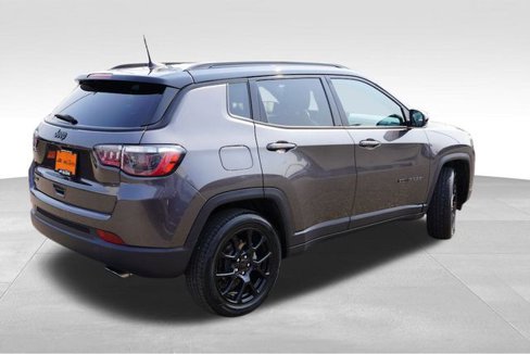 Certified 2022 Jeep Compass Altitude w/ Convenience Group image 5