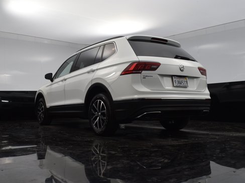 Used 2021 Volkswagen Tiguan SEL image 22