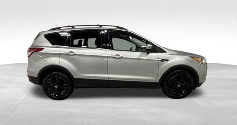 Used 2015 Ford Escape SE w/ Equipment Group 201A image 11