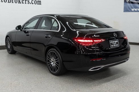 Used 2025 Mercedes-Benz C 300 4MATIC Sedan image 6