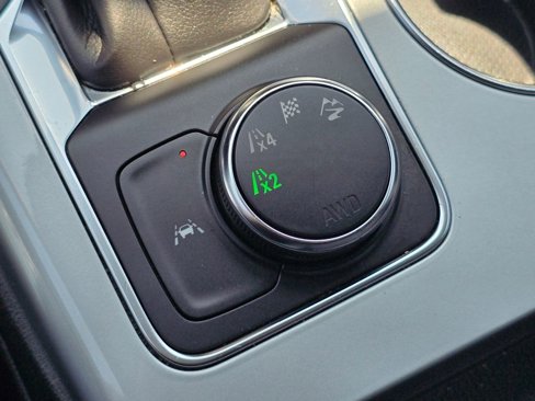 Used 2023 Chevrolet Blazer LT image 6