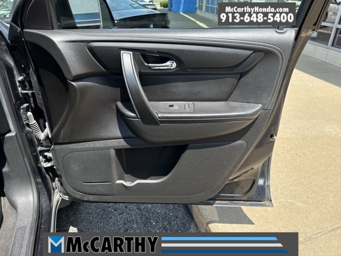 Used 2015 Chevrolet Traverse LT w/ Style and Technology Package image 40