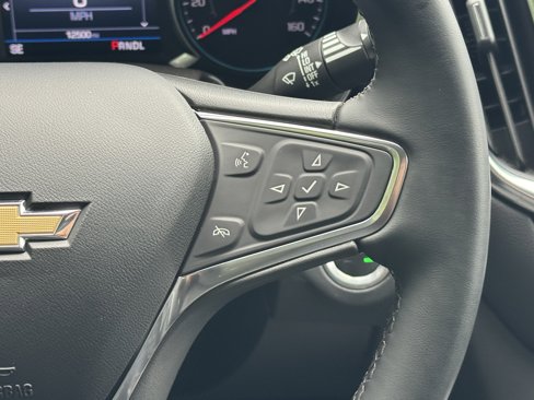 Used 2023 Chevrolet Equinox LT image 33