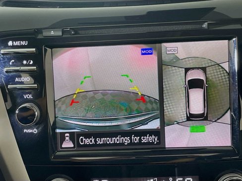 Used 2020 Nissan Murano SV w/ Premium Package image 11
