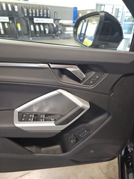 Used 2023 Audi Q3 2.0T Premium image 11