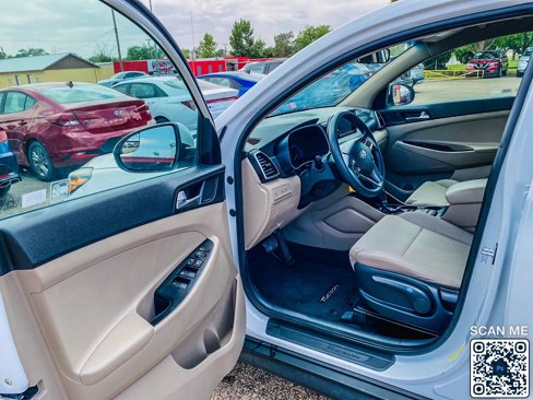 Used 2019 Hyundai Tucson SE w/ Cargo Package image 10