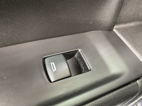 Used 2020 Chevrolet Silverado 1500 LT w/ All-Star Edition image 29