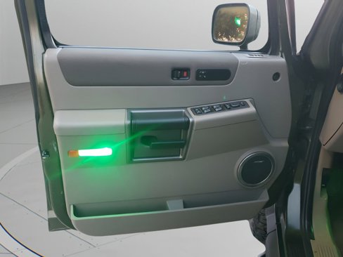 Used 2003 HUMMER H2 w/ Preferred Equipment Group image 27