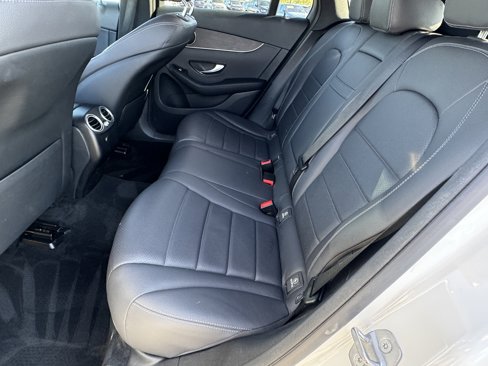 Used 2020 Mercedes-Benz GLC 300 image 31