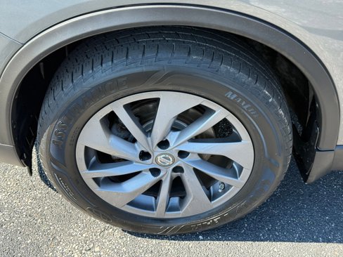 Used 2016 Nissan Rogue SL image 27