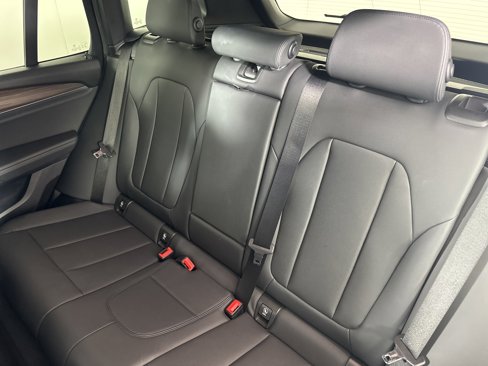 Used 2019 BMW X3 xDrive30i w/ Premium Package image 13